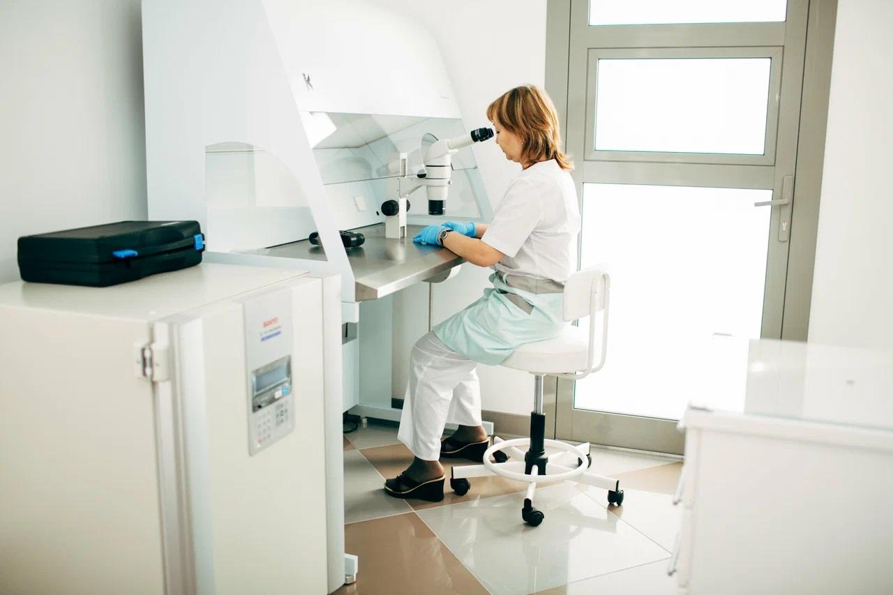 «ДНК клиника» на Комарова