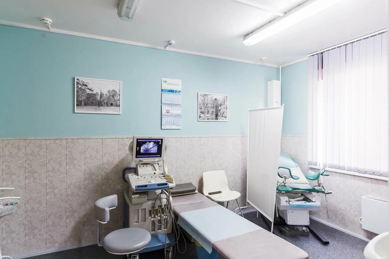 Клиника «Репромед» на Братьев Кашириных