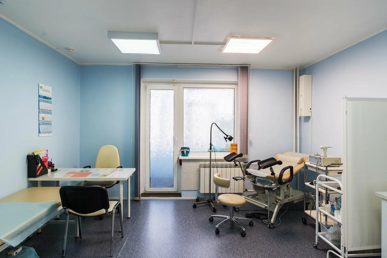 Клиника «Репромед» на Братьев Кашириных