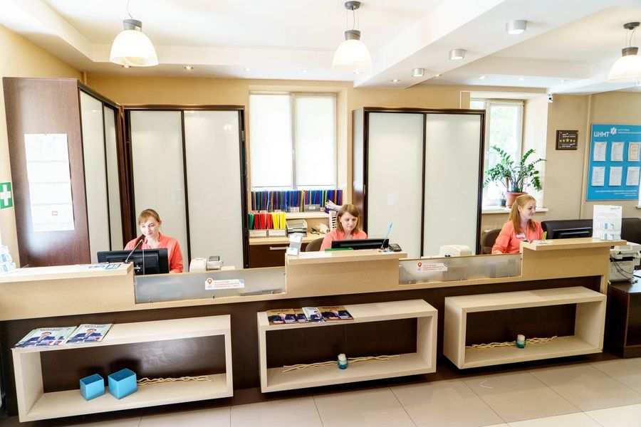 Центр новых медицинских технологий (ЦНМТ) на Титова 7